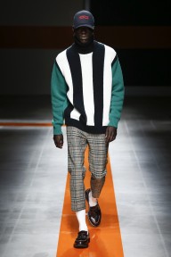Look 15