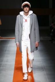 Look 24