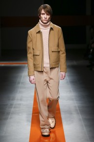 Look 28