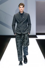 Look 8
