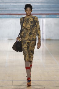 Look 10