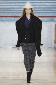 Look 18