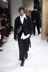 Look 15