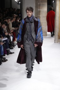 Look 18