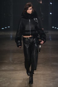 Look 44
