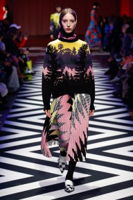 Look 7
