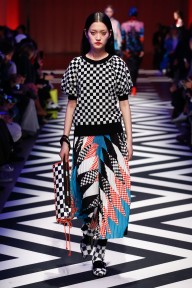 Look 10