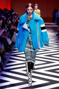 Look 25