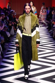 Look 27