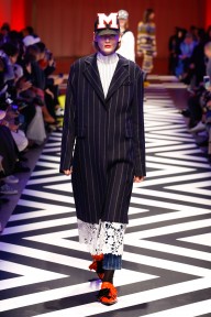 Look 30