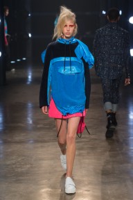 Look 15