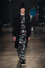 Look 11