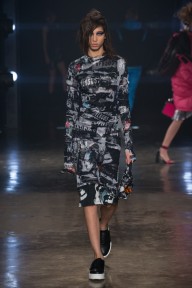 Look 10