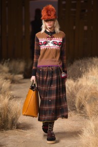 Look 12