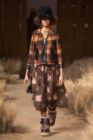 Look 19