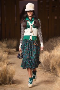 Look 24