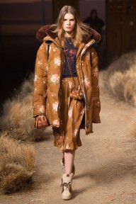 Look 30