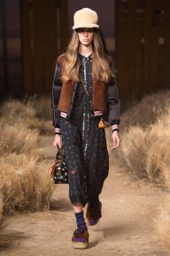 Look 34