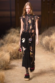 Look 49