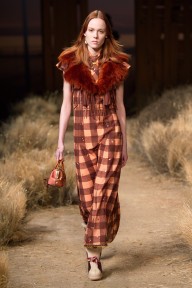 Look 7