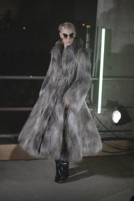Look 17