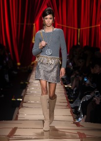 Look 16