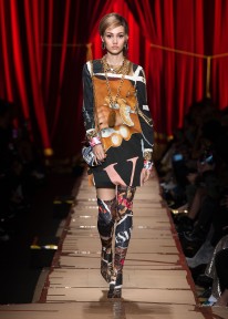 Look 30