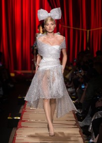 Look 50