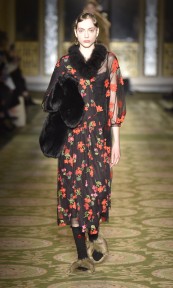Look 18