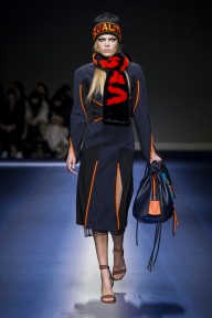 Look 11