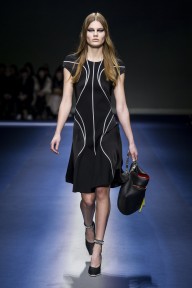 Look 13