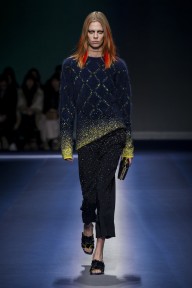Look 49