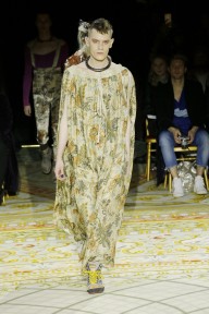 Look 17