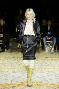 Look 10