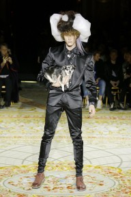 Look 7