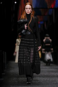 Look 28