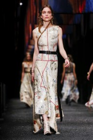 Look 34