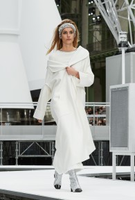 Look 60