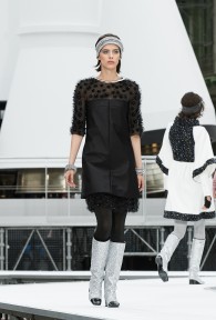 Look 16