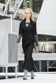 Look 11