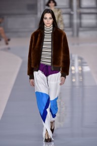 Look 25