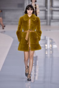 Look 3