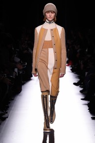Look 26