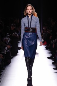 Look 29