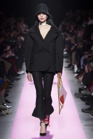 Look 18