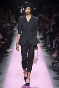 Look 24