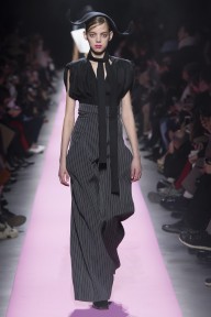 Look 29