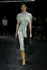 Look 33