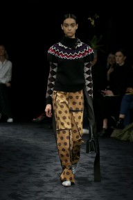 Look 46