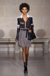 Look 10